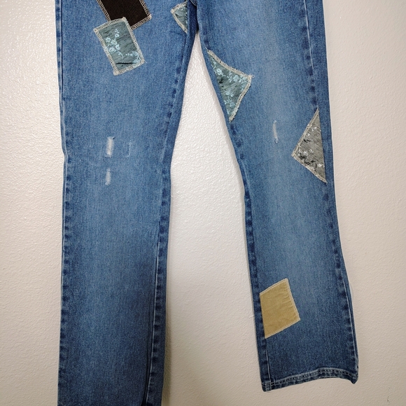 R.V.T Serve Piping Hot Patchwork Blue Jeans Sz 5/6 High Rise Straight Leg NWOT - Picture 2 of 15
